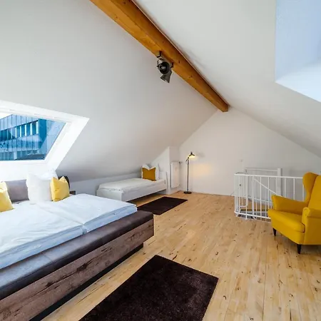 Stylisches Penthouse Zentral Tischfussball 100m2 Wii Lägenhet